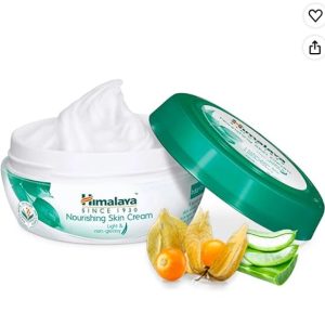 Himalaya Nourishing Skin Cream | 200ml | Light Non Greasy| Made with Winter Cherry and Aloe Vera| For Daily Use | Light Moisturizer